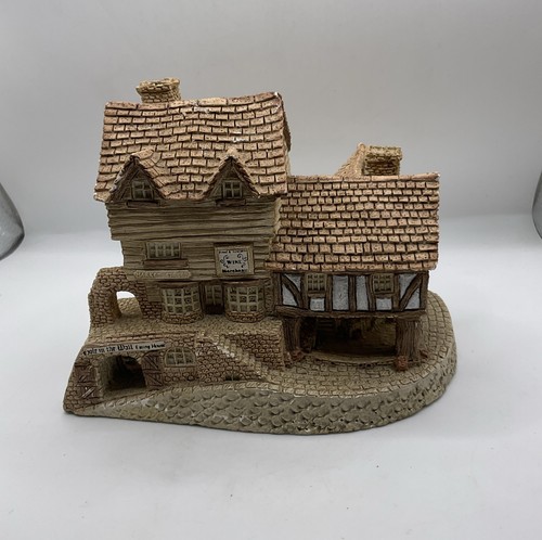 David winter cottages market - david,