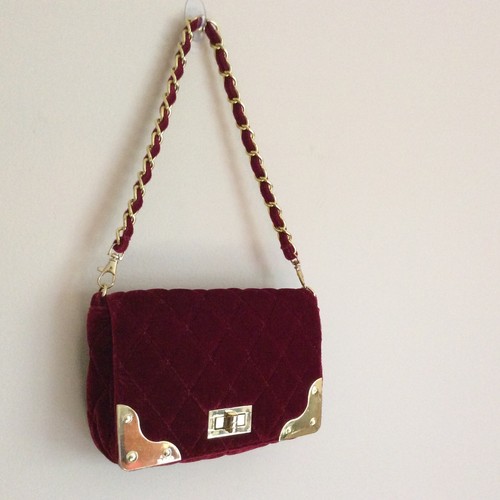 Big buddha red velvet - velvet, quilted