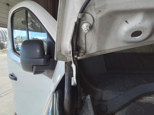 Bonnet hinge vauxhall - hinge,