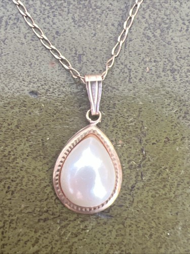 9ct gold pendant - pearl,