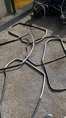 6n2 gti door seals - 6n2,