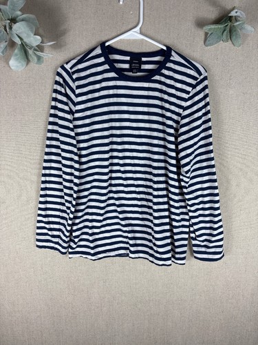 Finisterre navy and white - finisterre,
