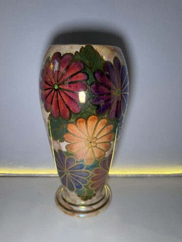 Vintage oldcourt ware vase - vintage,