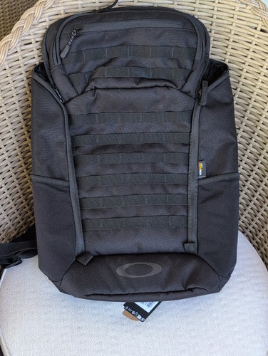 Oakley urban path 20l - oakley,