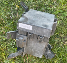 FORD ECO SPORT 2015 1.0 ECOBOOST FUSEBOX AND LID