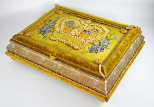 Antique queen victoria diamond - queen,