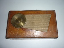 PERDIO DE LUXE 7 VINTAGE TRANSISTOR RADIO