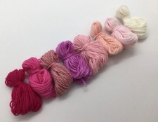 Cashmere darning thread