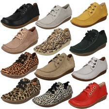 Ladies Clarks Comfortable Lace