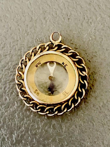Antique 9ct gold compass - gold,