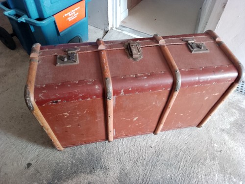 Vintage steamer luggage trunk - vintage,