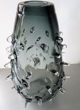 STUNNING MODERN GLASS VASE