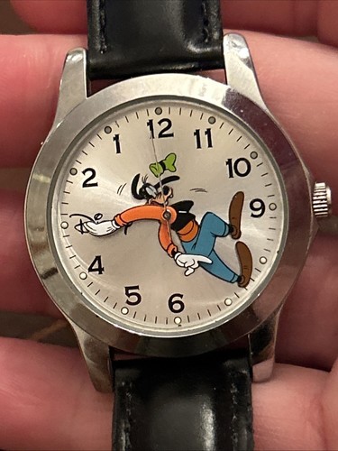 Disney goofy analog watch - disney,