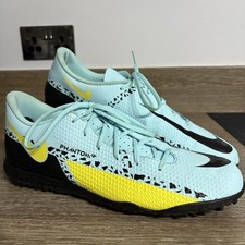 Nike Phantom GT2 Club TF Astro