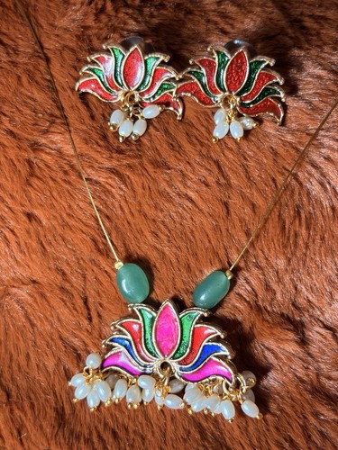 Single multi colour lotus - single,