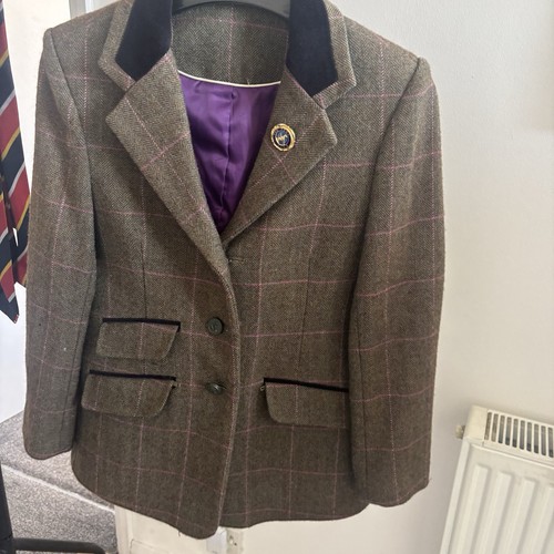Tweed hackett horse show - tweed,