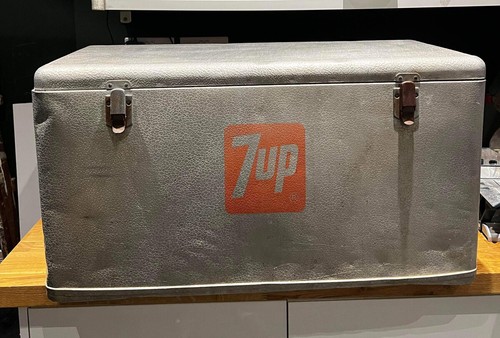 Vintage 7up cooler - 7up,
