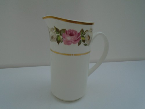 Royal worcester garden - worcester,