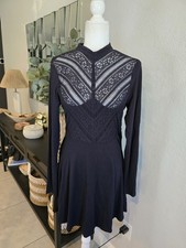 Forever 21 Women's Black Sassy