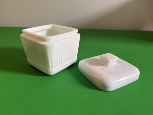 Vintage 1970s square - , butter