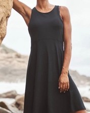 Athleta Little Black Santorini