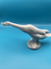 Vintage Lladro Spain Porcelain  Duck Duckling Goose honking  Figurine Geese Bird