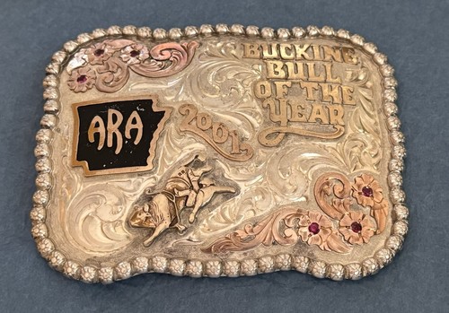 Vtg 2001 ara - ara, bucking