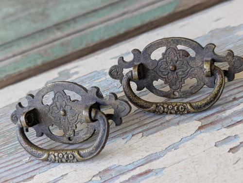 Antique dungeon chic - antique,