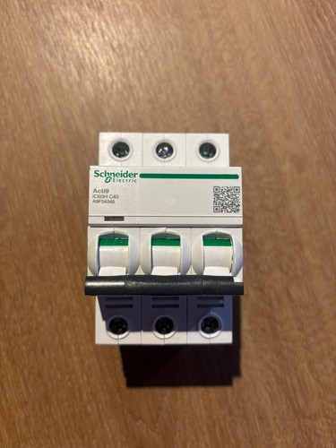 Schneider ic60h mcb 40a - t.p,