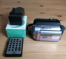 JVC PINK Digital Video Camera GR-D826EK Camcorder Video Recorder