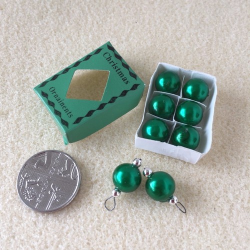 Green baubles box 2 - box,