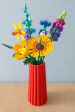 Ribbed flower vase for lego - ribbed,