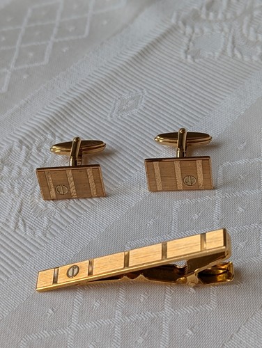 Vintage dunhill gold tone - gold,