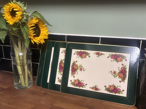 Vintage cloverleaf traditional - vintage,