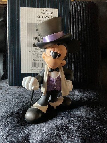 Disney showcase collection - disney,