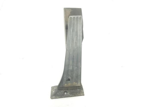 35406889823 1561955 pedal