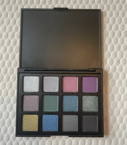 Morphe 12z zodiac smokey - zodiac,