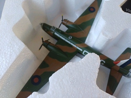 Atlas editions 144 diecast - editions,
