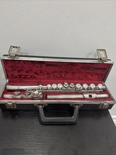 Yamaha YFL-211S Flute with