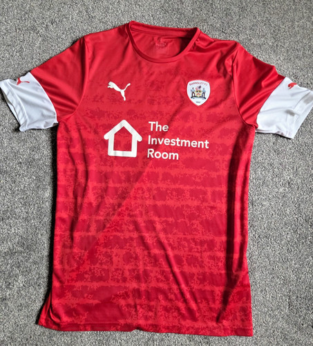Barnsley 2019 home - fc,