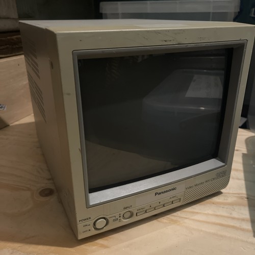 Panasonic video monitor cm - video,