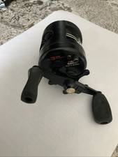 Abu Garcia Ambassadeur Black Max 1600 Baitcasting Reel Sweden 3 BB Stamp 020103