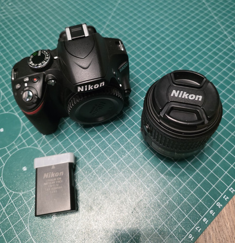 Nikon d3200 2mp digital slr - 24.2mp,