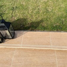RIVERSIDE MOCHA Bullnose Step 900x450x20mm porcelain paving