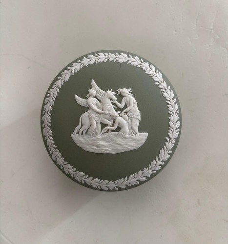 Green wedgewood jasper trinket - jasper,