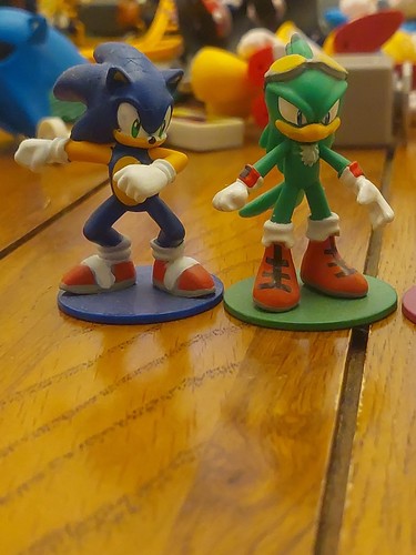 Mini sonic the hedgehog and - sonic,