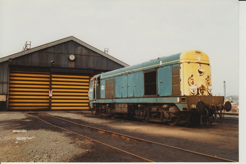 Railway train photograph class - train,