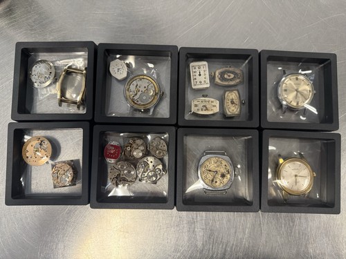 Large lot watch movements - large,