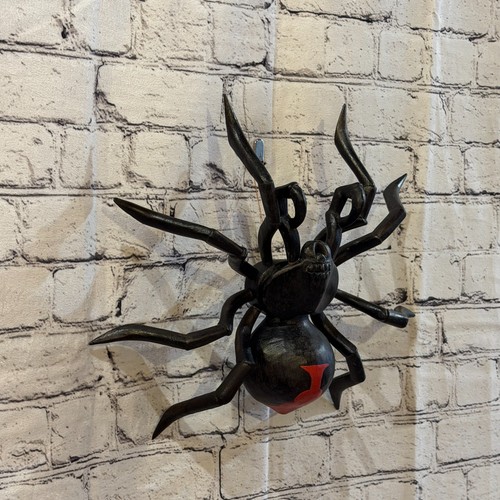 30cm 25cm black widow - x, wooden