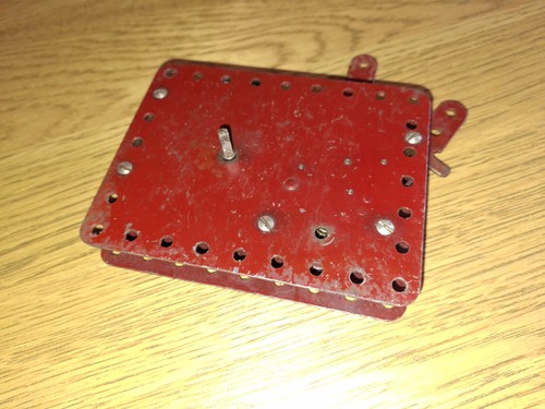Pre war dark red - war,